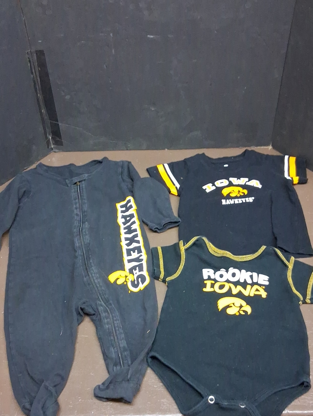 Little Rookie Hawkeyes size 6-12 M 3 pc. set